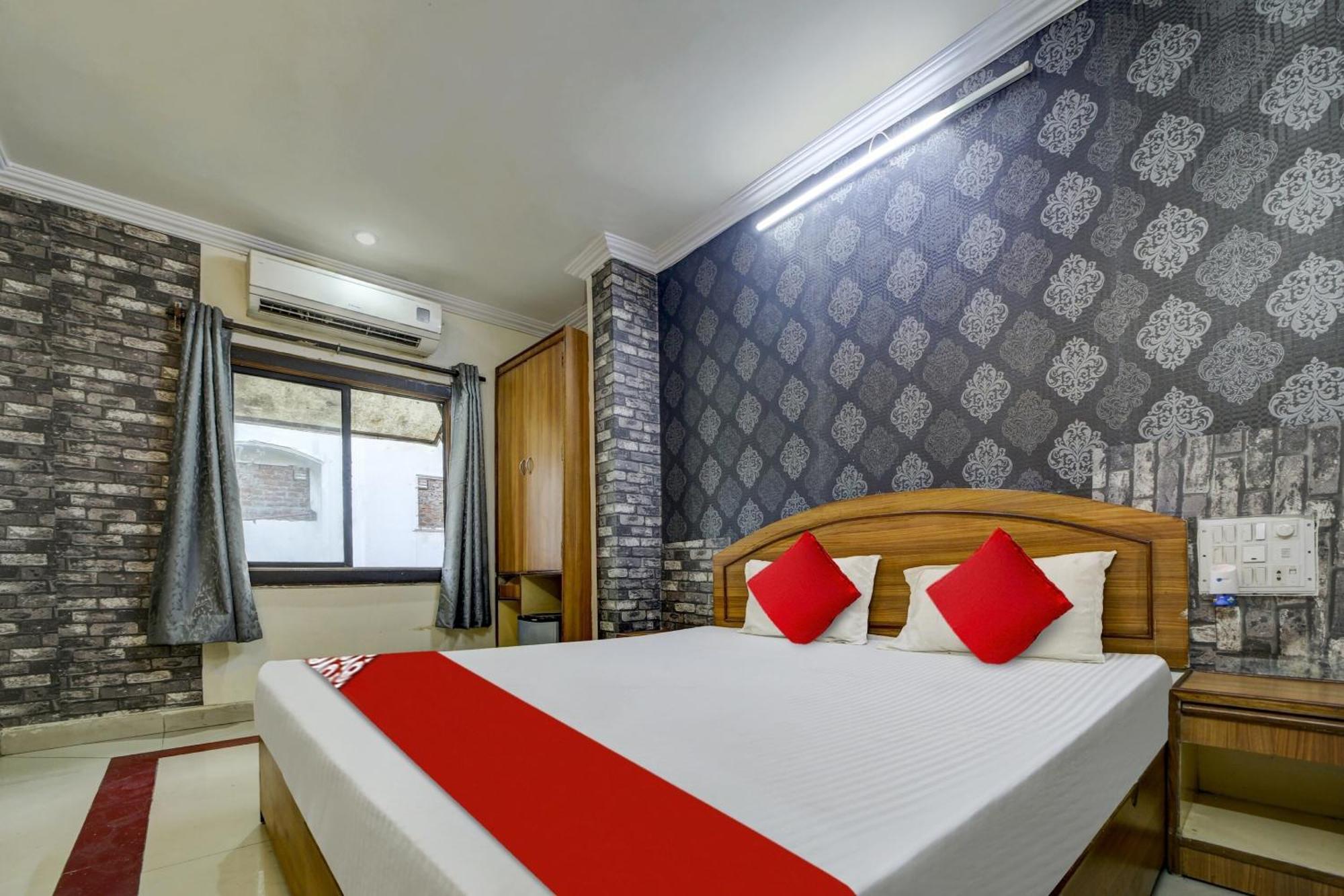Oyo Flagship 81248 Hotel Satya Vilas Bhopal Exterior foto